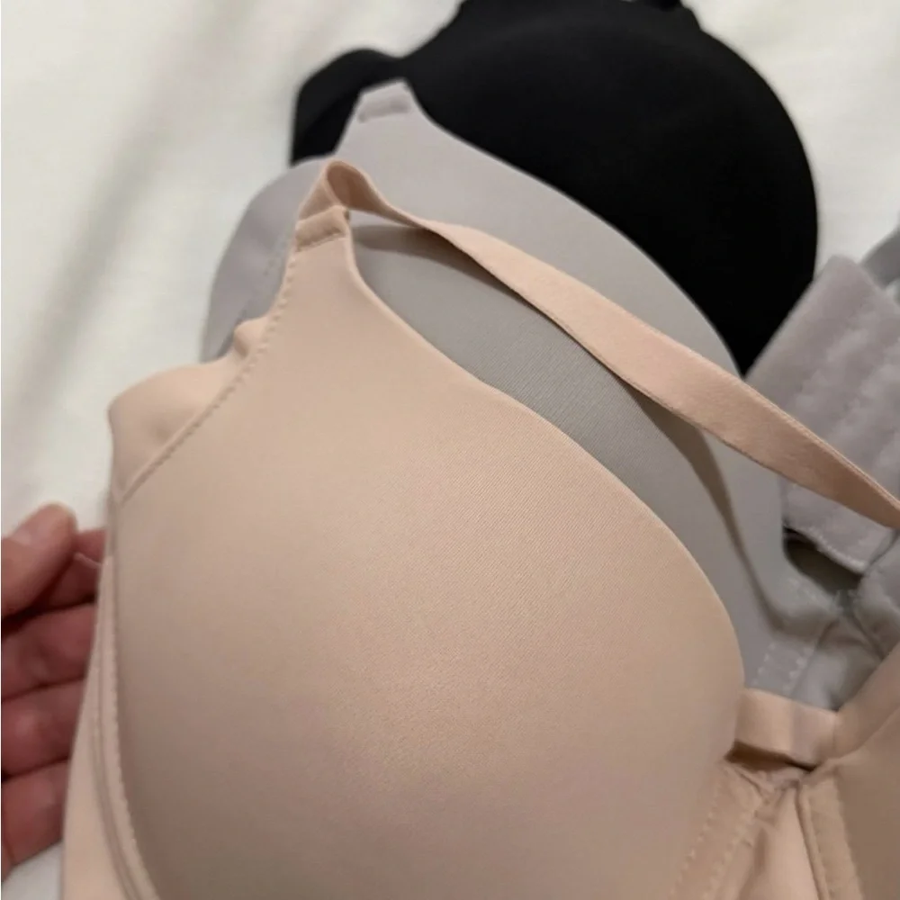 Anne Klein Smooth Molded T-Shirt Bra Trio - Black, Gray & Nude - Picture 2 of 3